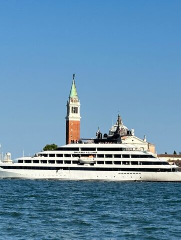 Emerald Azzurra Venezia