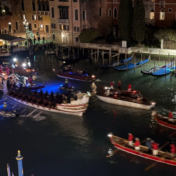 Torcia Olimpica Canal Grande